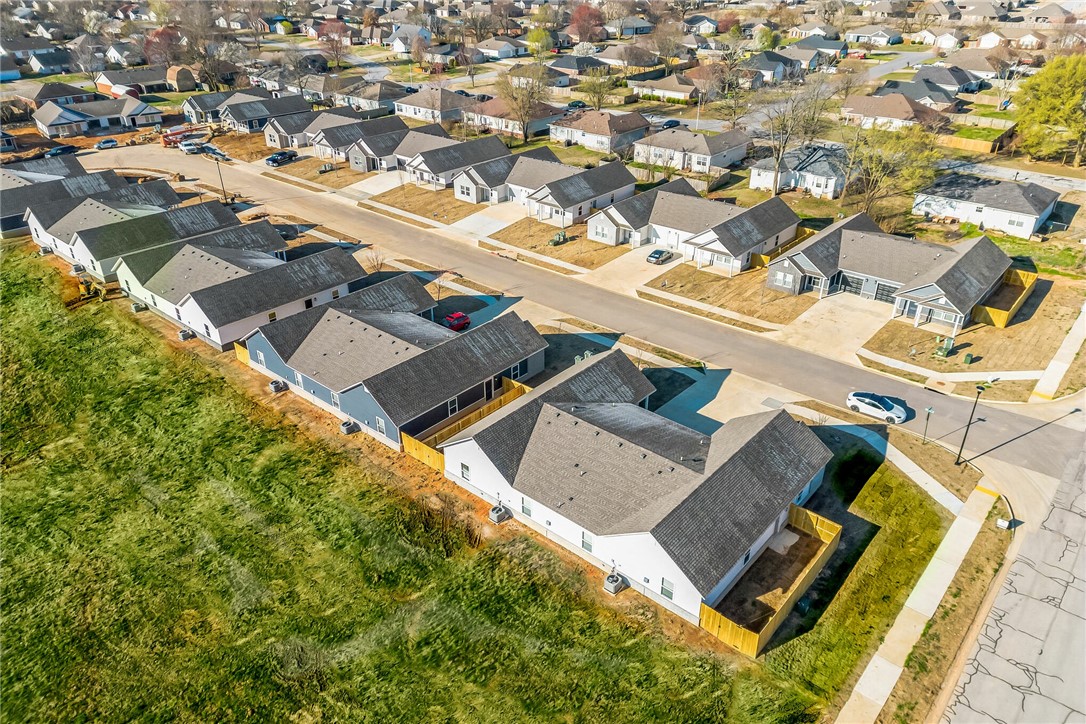 32-20-31-CENTERTON - Residential Lease