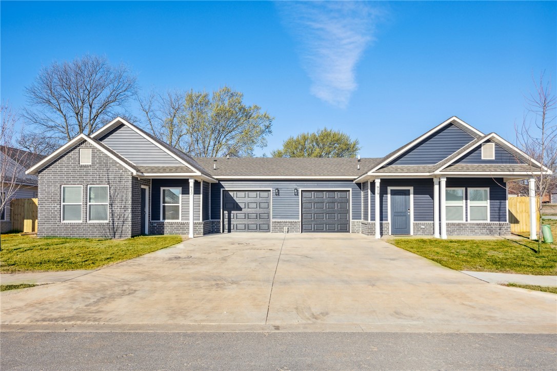 32-20-31-CENTERTON - Residential Lease