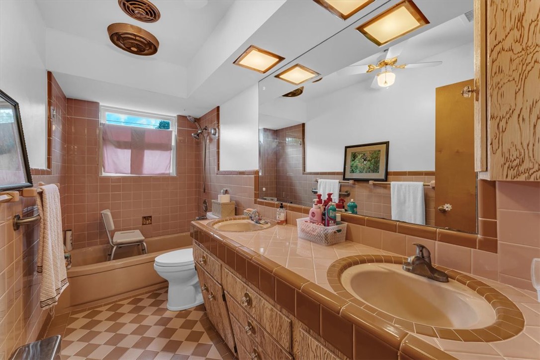 Sandy Heights - Residential