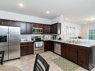 WALNUT HILL SUB PH VI-PEA RIDGE - Residential
