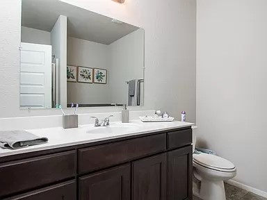 WALNUT HILL SUB PH VI-PEA RIDGE - Residential