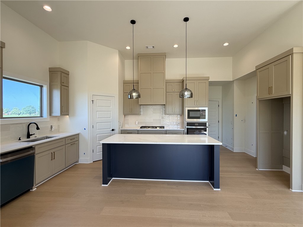 Walnut Grove Sub Ph Ii Bentonville - Residential