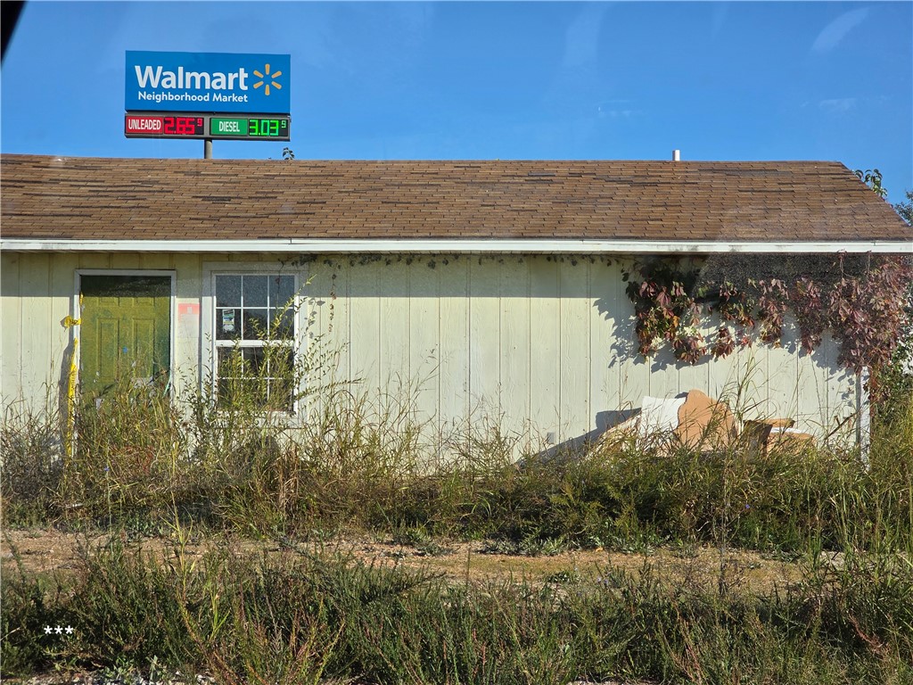 Springdale Outlots - Land
