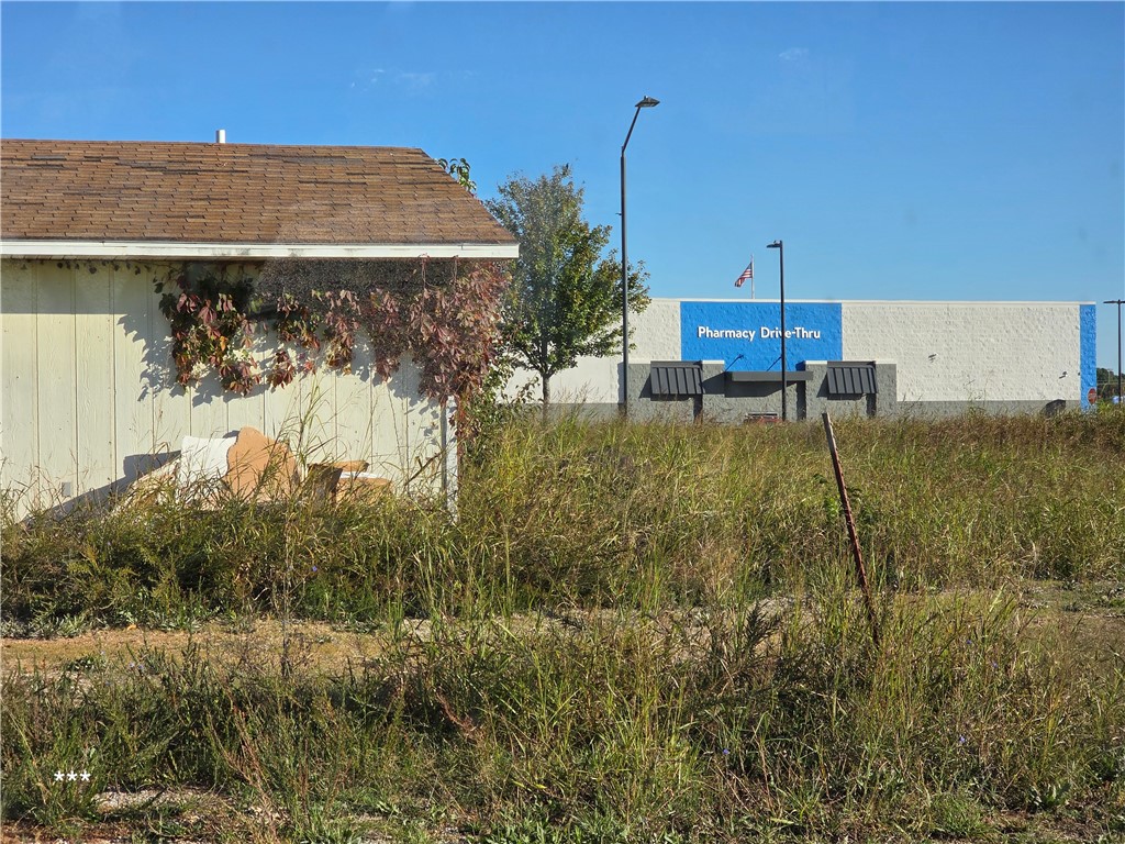 Springdale Outlots - Land