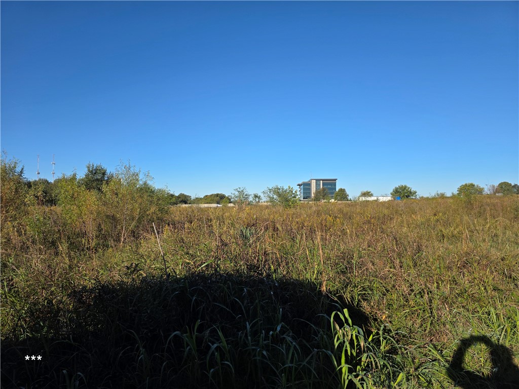 Springdale Outlots - Land