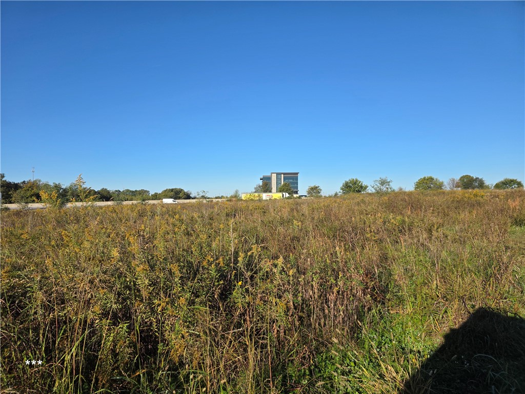 Springdale Outlots - Land