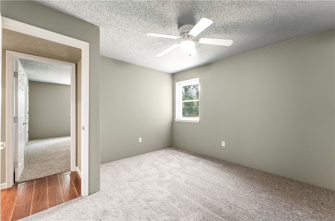 Oak Hill Iii Ph 1 Rogers - Residential Lease