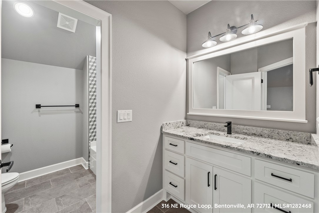 Amber Ridge South At Woods Creek - Residential