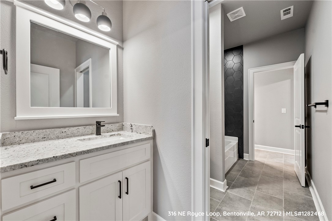 Amber Ridge South At Woods Creek - Residential