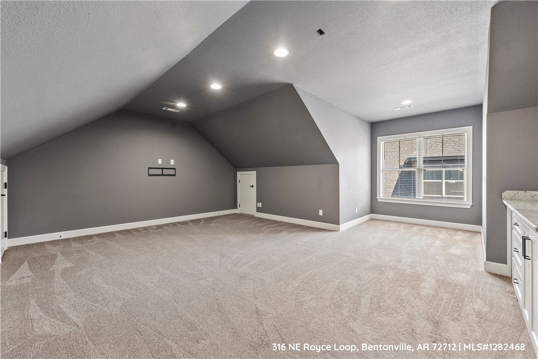 Amber Ridge South At Woods Creek - Residential