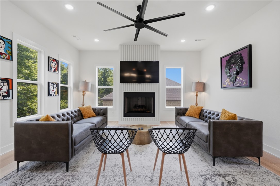 Sugar Creek Residence Cmnty Ph I - Residential