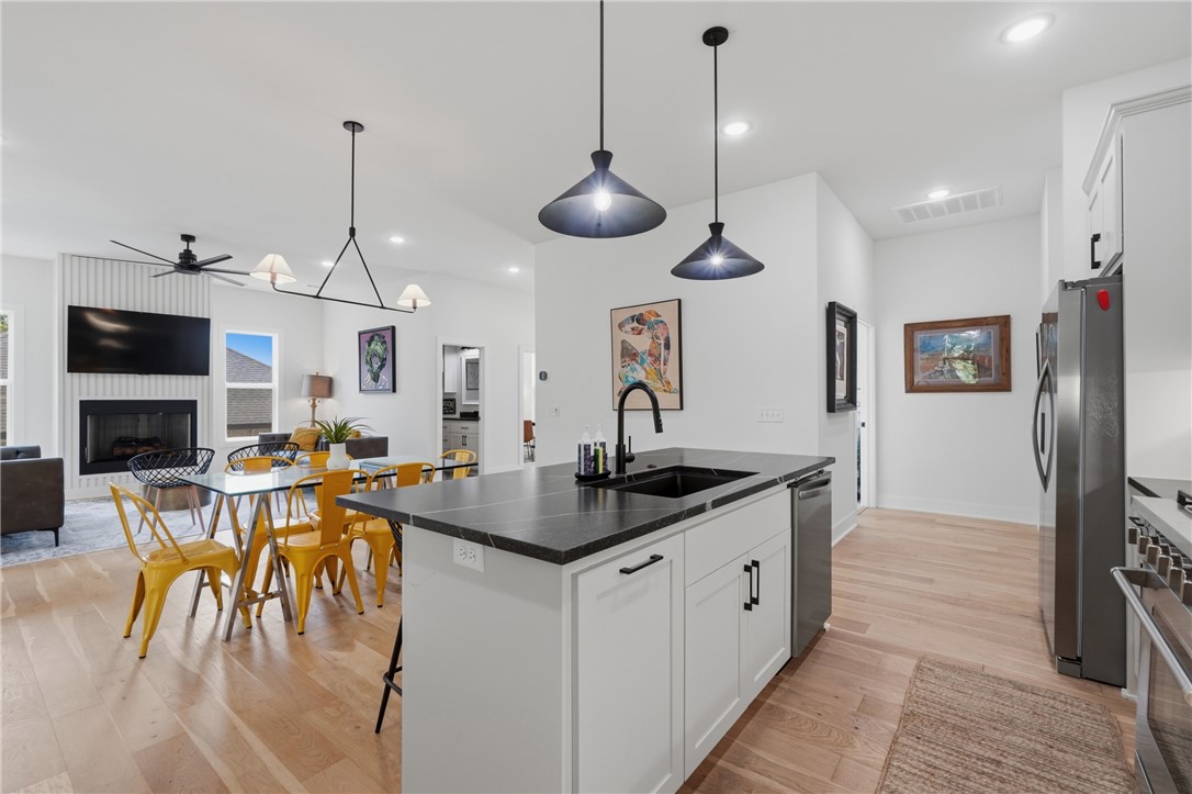 Sugar Creek Residence Cmnty Ph I - Residential
