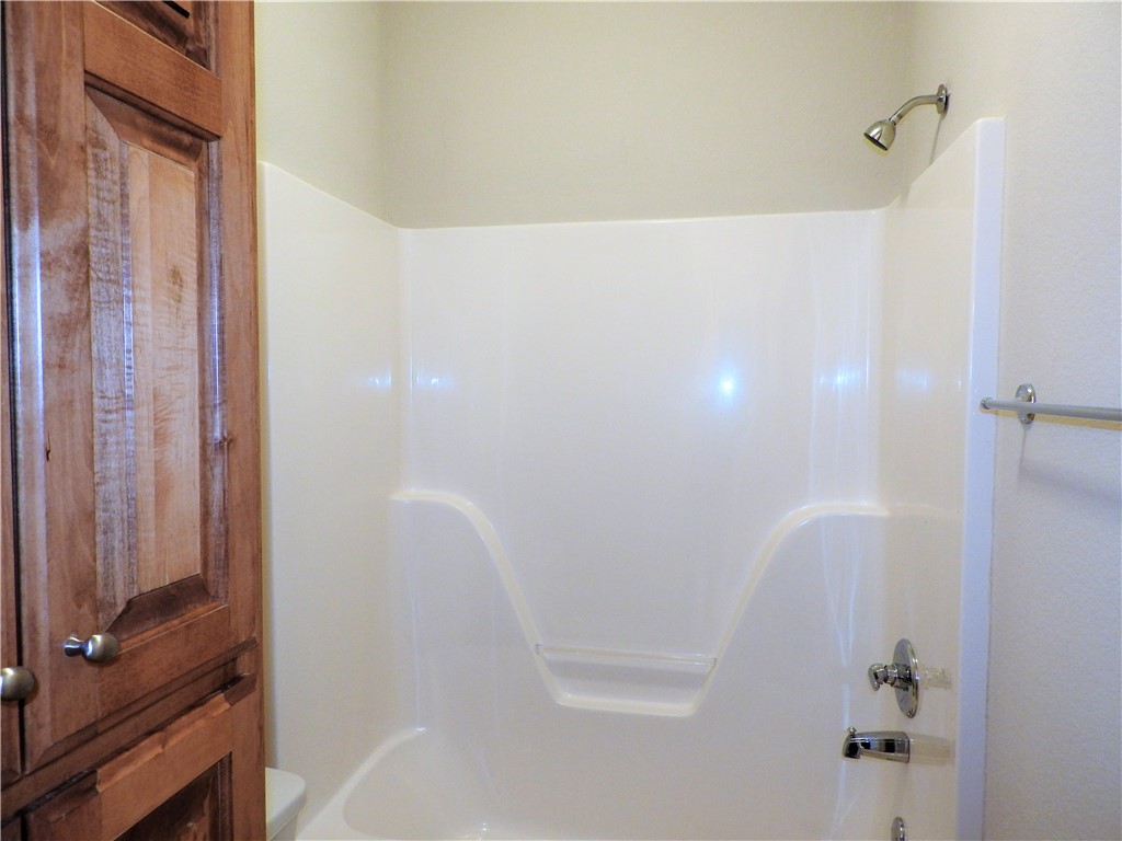 College Place Sub Ph 7-Bentonville - Residential Lease
