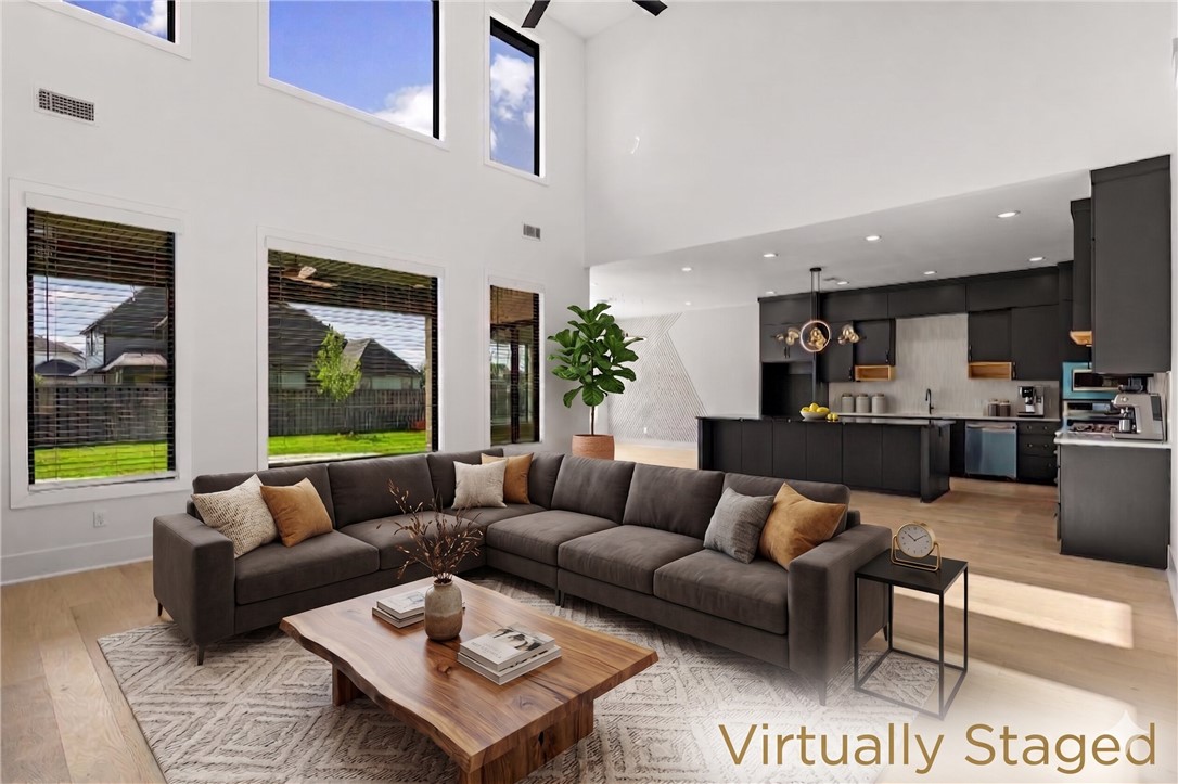 Soaring At Scissortail Sub Rogers - Residential