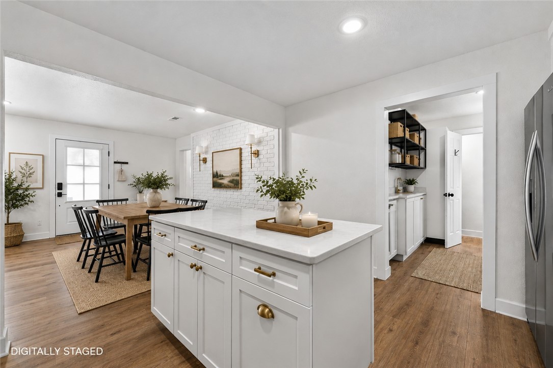 Roberts & Musteen Add Rogers - Residential
