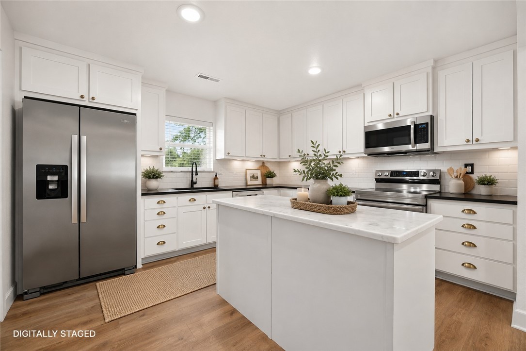 Roberts & Musteen Add Rogers - Residential