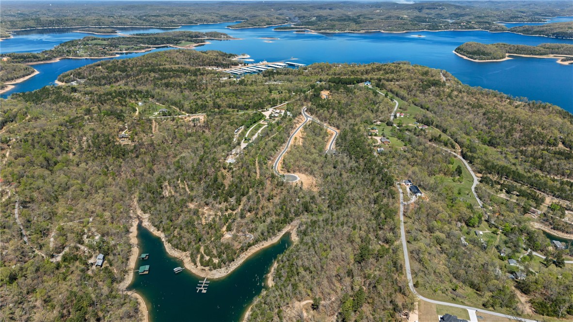 Blisslake - Land
