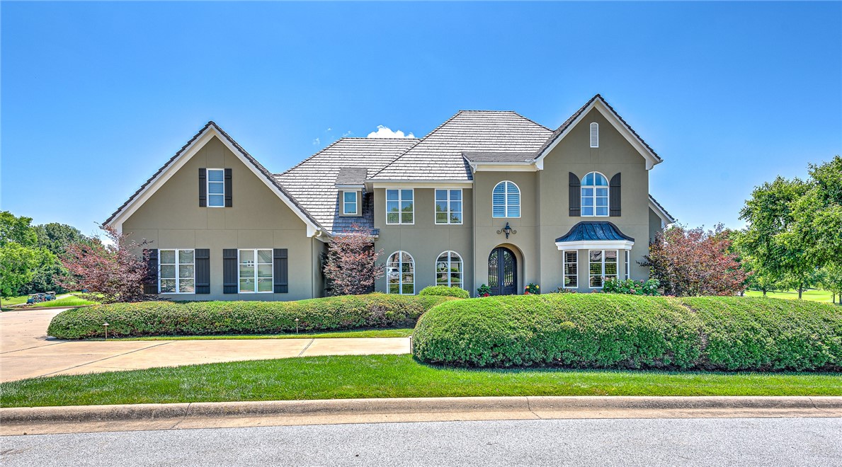 Pinnacle - Residential