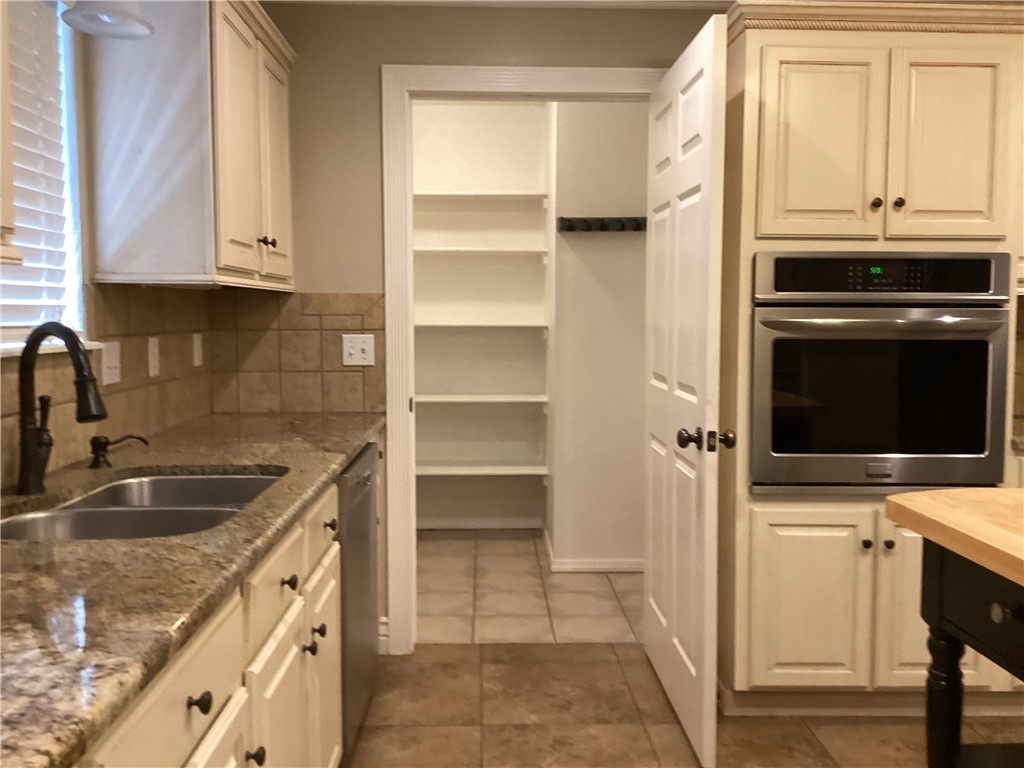 Kensington Add Ph V - Residential Lease