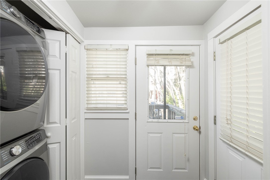 COUNTY COURT - Residential Lease