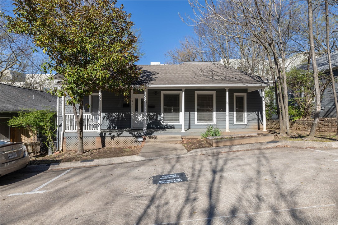 COUNTY COURT - Residential Lease