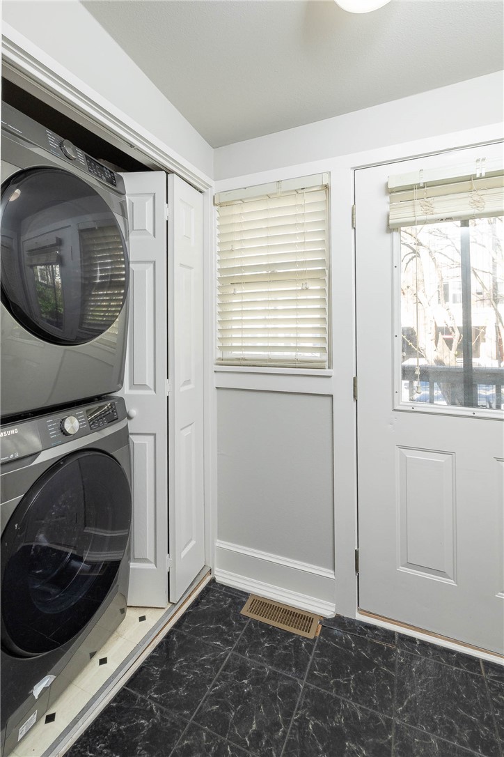 COUNTY COURT - Residential Lease
