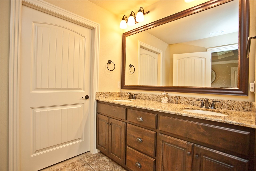 Cross Creek Ph 3-Rogers - Residential Lease