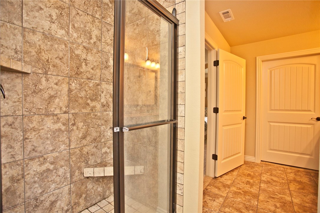 Cross Creek Ph 3-Rogers - Residential Lease