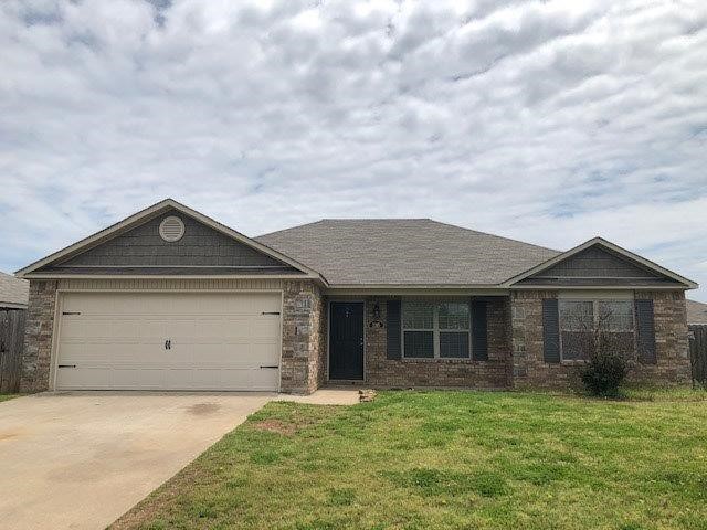 3-bedroom 2 full bath with all appliances included. Privacy fenced backyard. Pets negotiable.