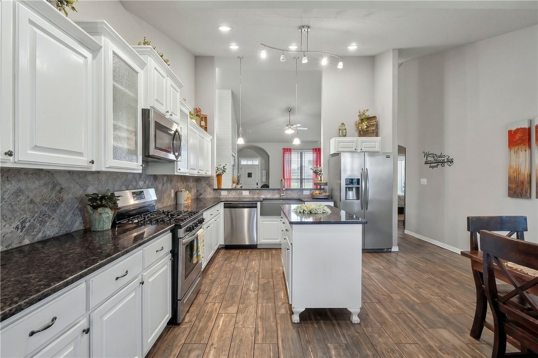 Elkhorn Sub Ph Ii Pea Ridge - Residential