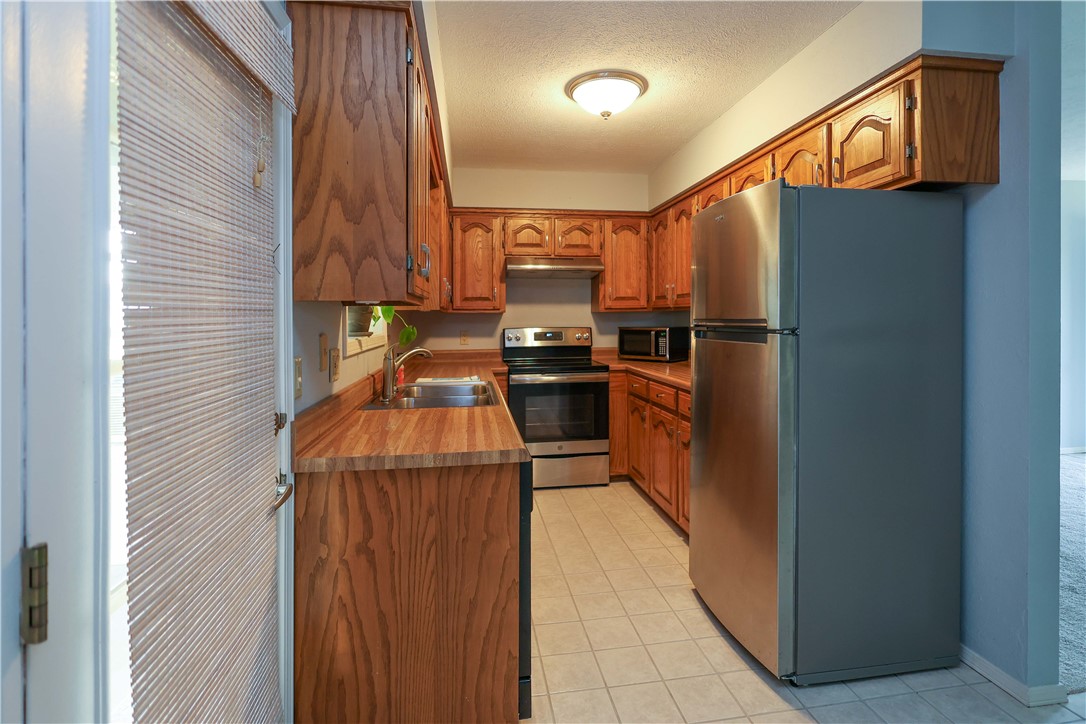 Unit 111 Holiday Island - Residential