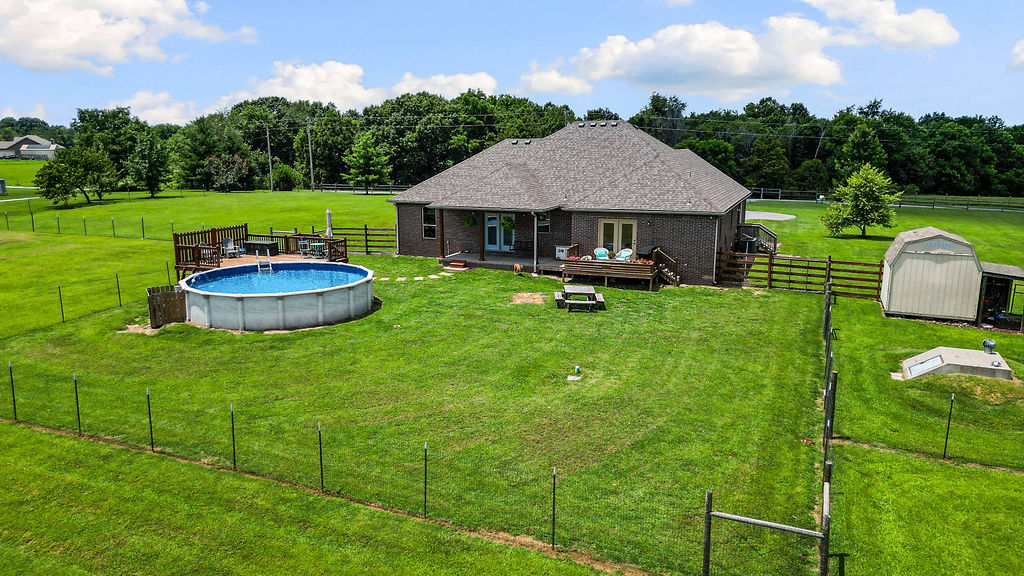 20-20-32-Rural - Residential