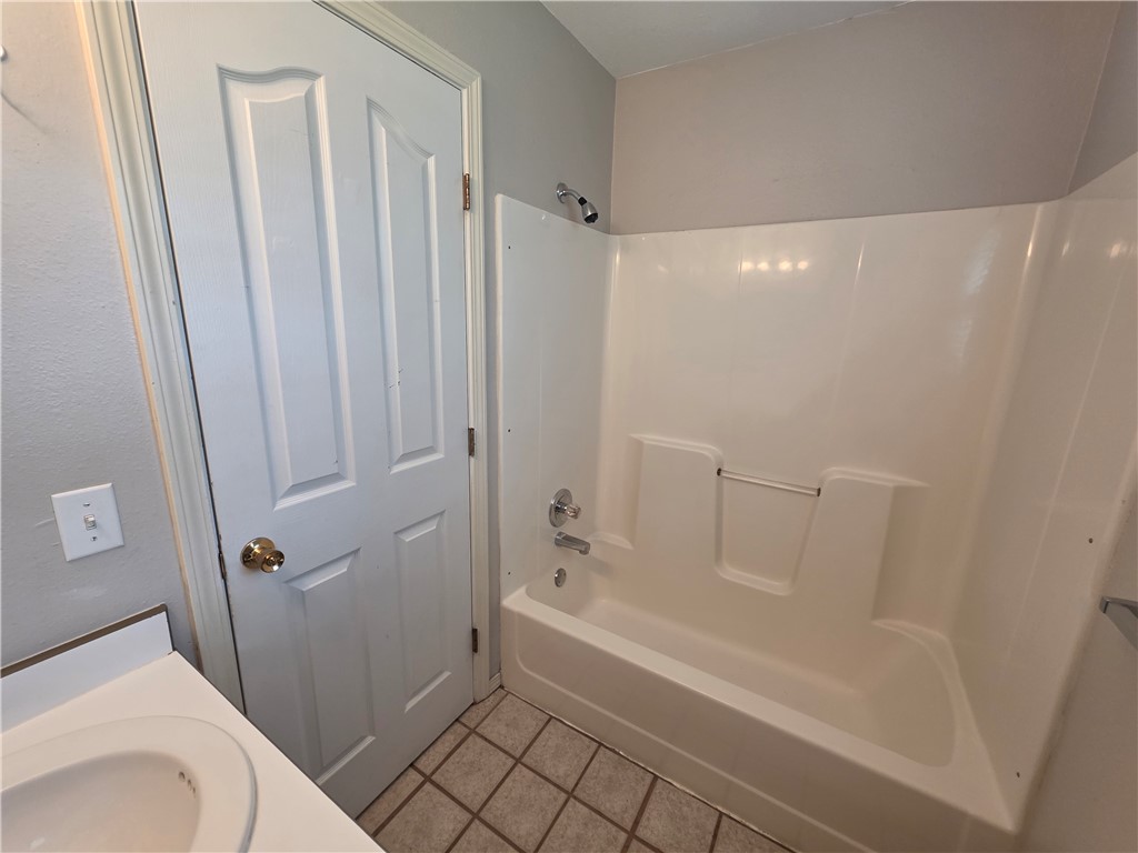 Burnett Add Bentonville - Residential Lease
