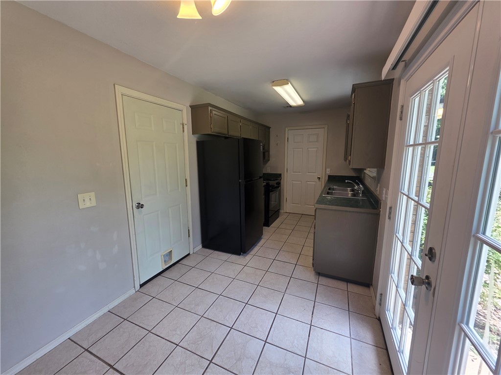 Burnett Add Bentonville - Residential Lease