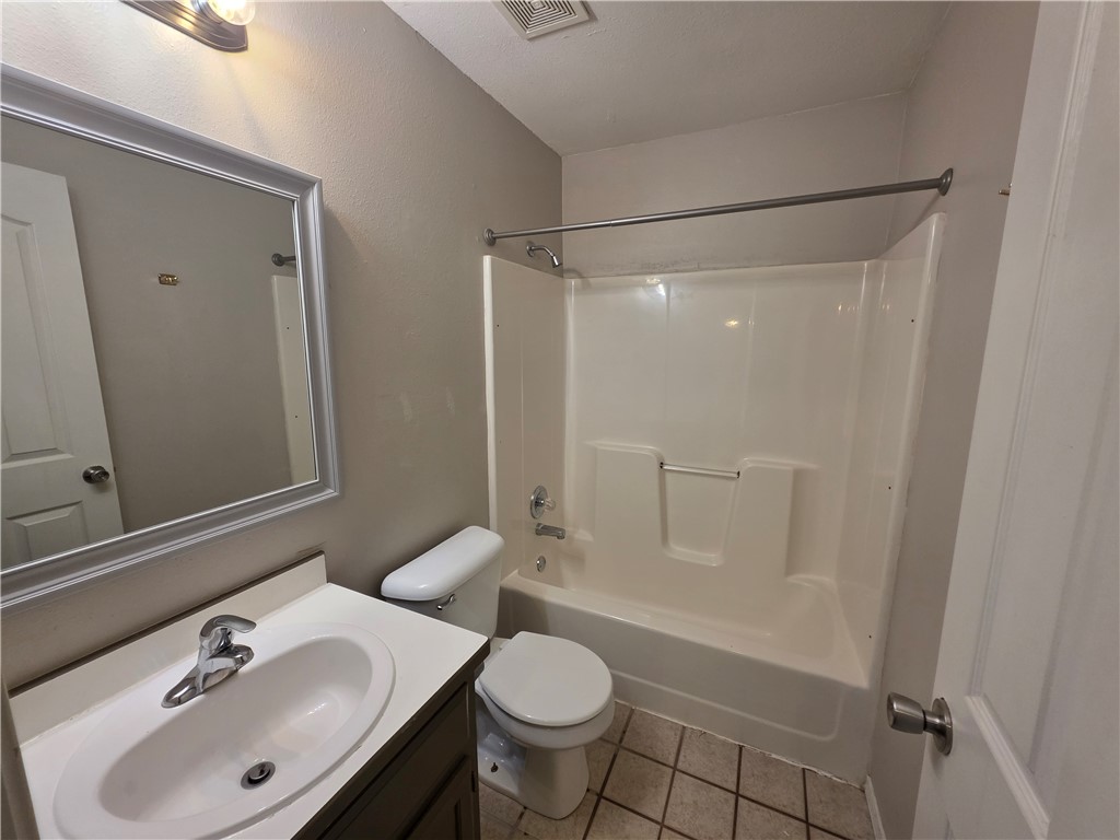 Burnett Add Bentonville - Residential Lease