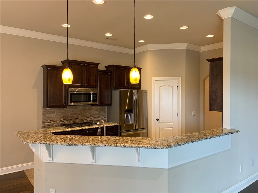Legendary Sub Ph I Springdale - Residential Lease