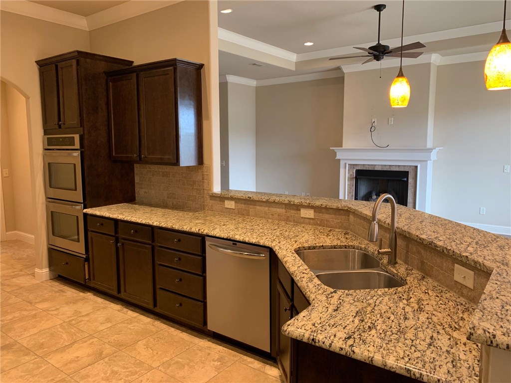 Legendary Sub Ph I Springdale - Residential Lease