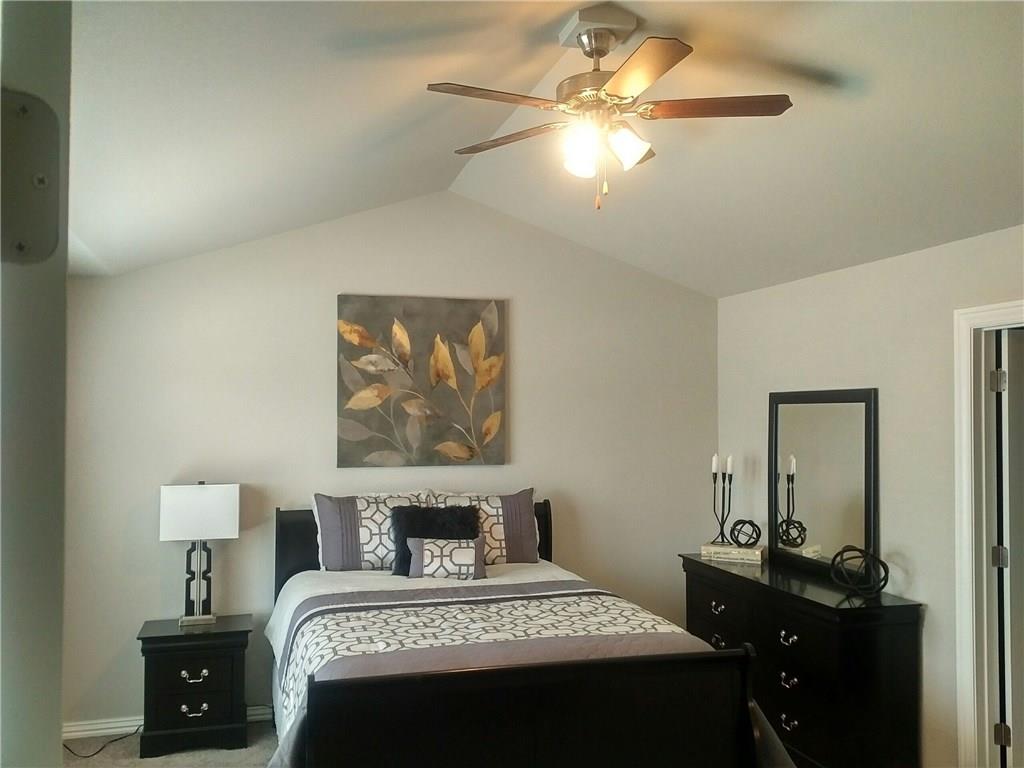 SHADOWBROOKE AT THE PEAKS HORIZ PROP RE - Residential Lease