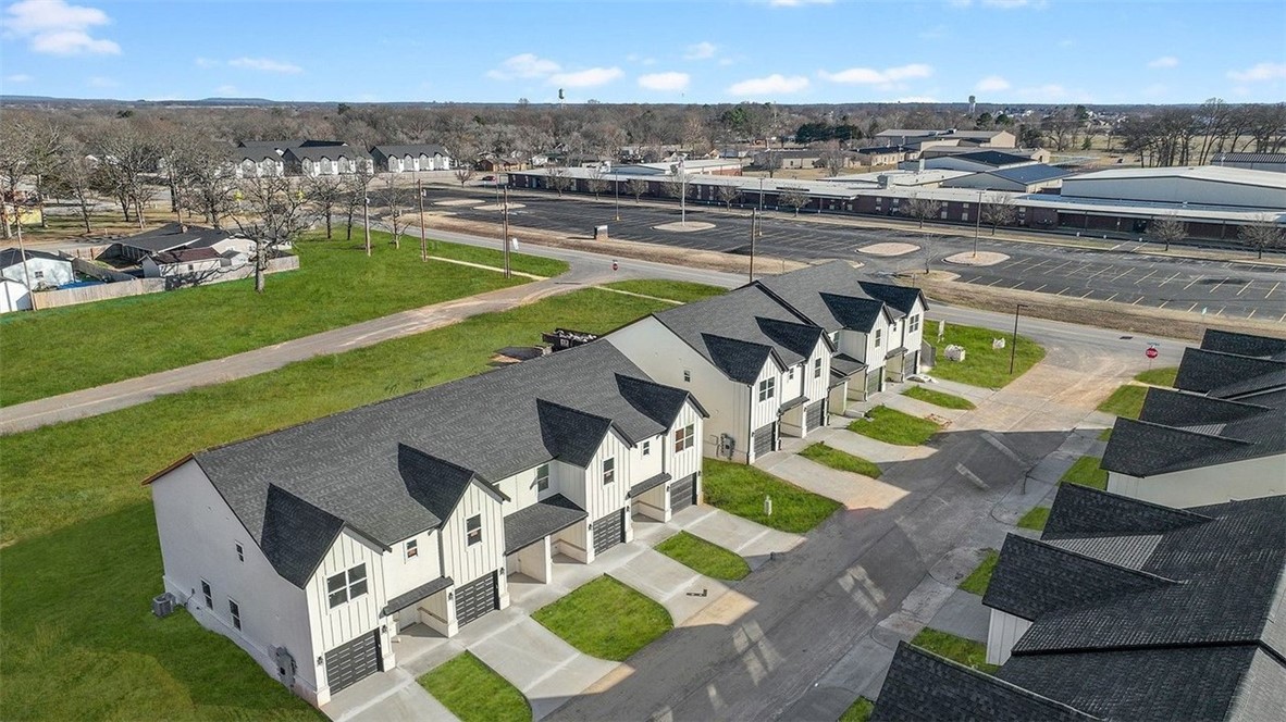 Pea Ridge Pointe - Residential Lease