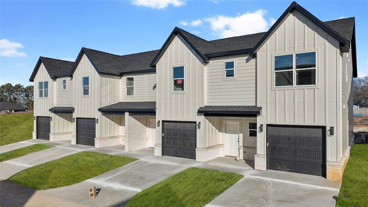 Pea Ridge Pointe - Residential Lease