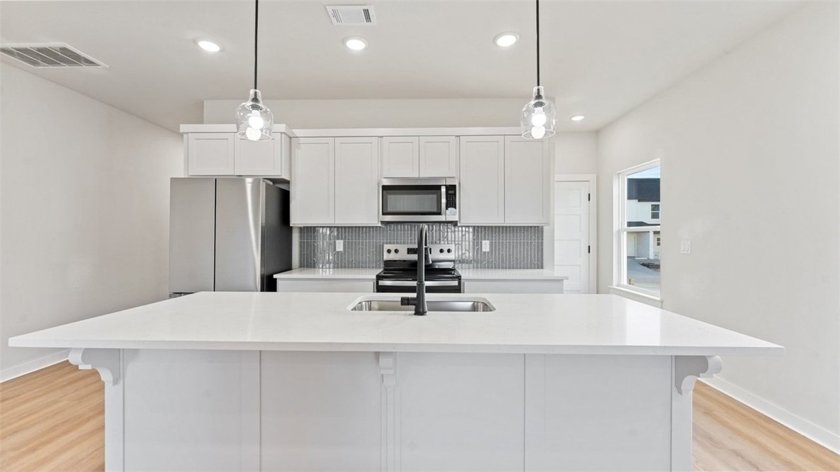 Pea Ridge Pointe - Residential Lease