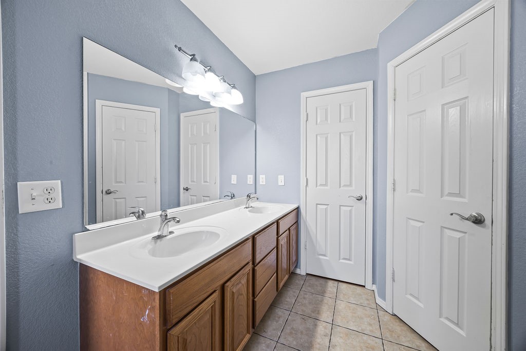 Centerpoint Sub Ph 5 Centerton - Residential Lease
