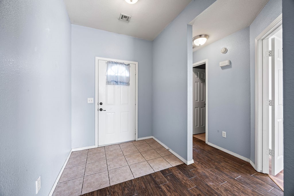Centerpoint Sub Ph 5 Centerton - Residential Lease