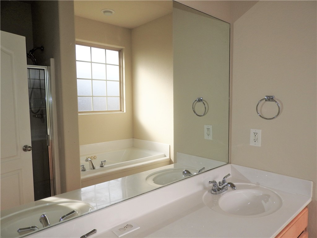 Sienna Estates - Residential Lease