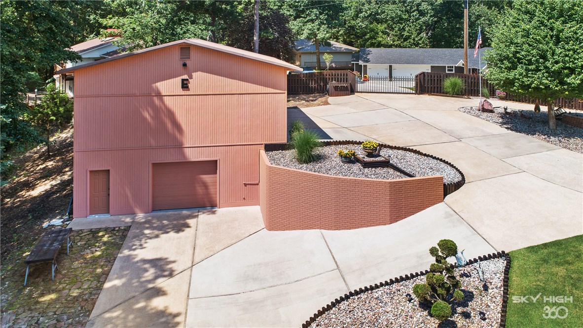 Rivercliff - Residential