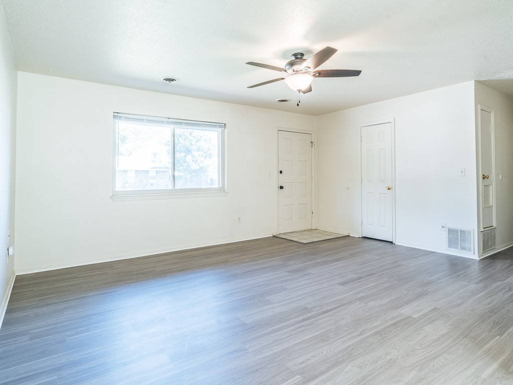Banks Add Bentonville - Residential Lease