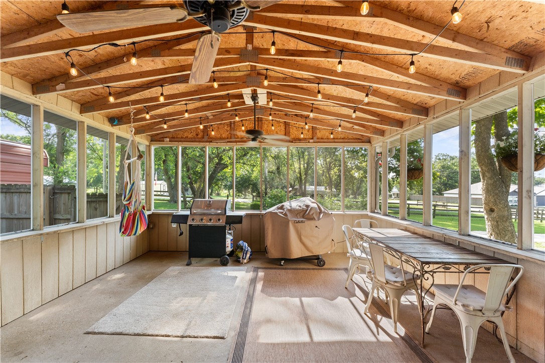 Hornbeck Heights Add Gentry - Residential