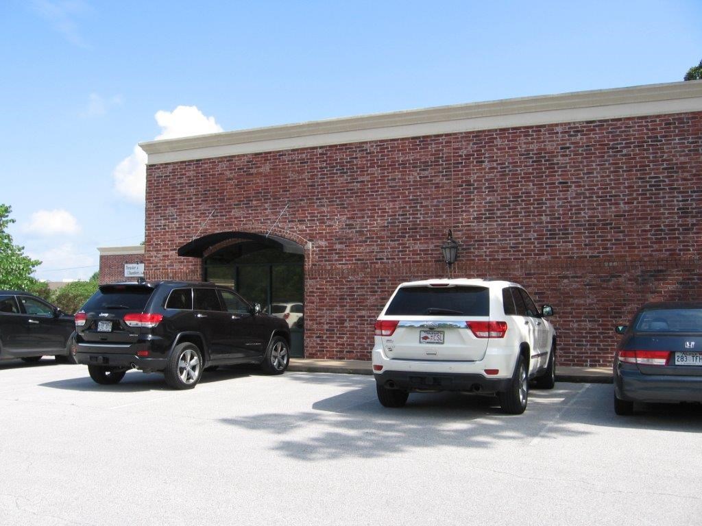 Oak Trace - Commercial Lease