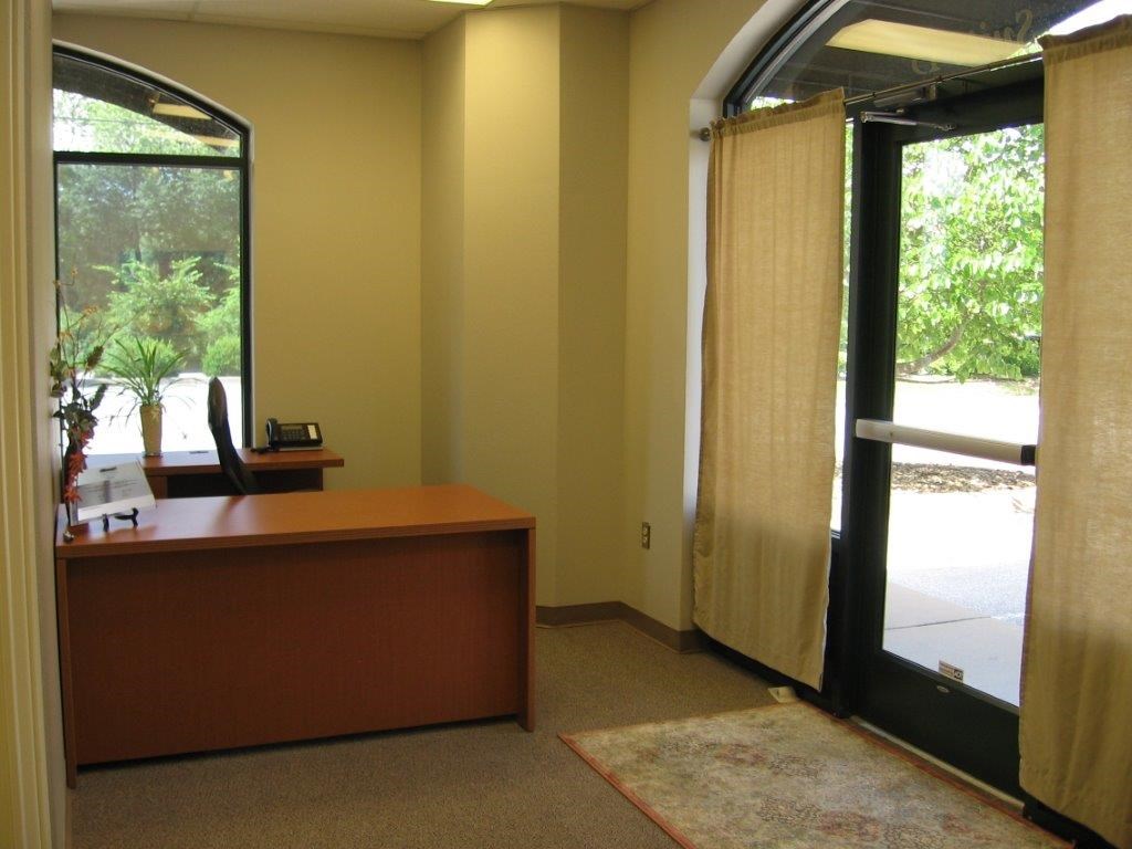 Oak Trace - Commercial Lease