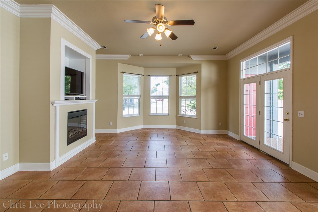 Salem Village - Residential